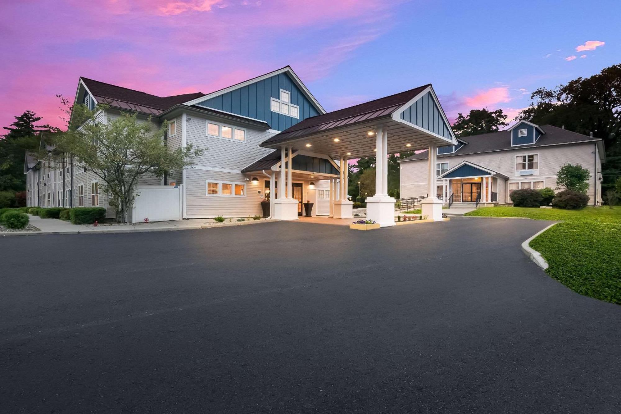 Saratoga Springs Hotel Exterior foto